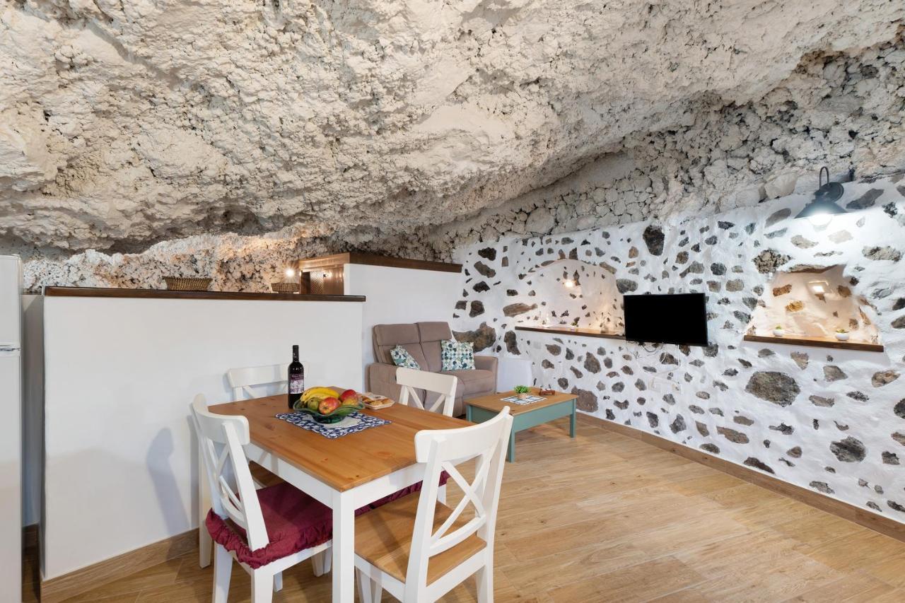 Cueva El Desvelo Daire Tijarafe Dış mekan fotoğraf